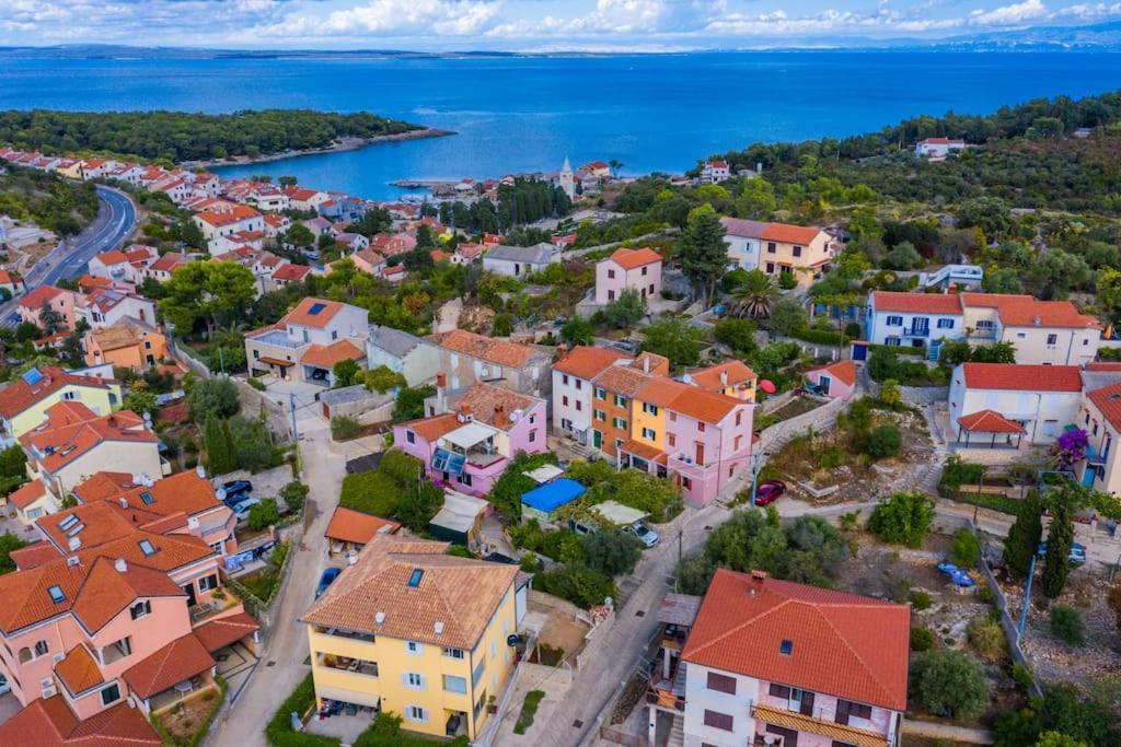 Bozena Apartment Mali Losinj Bagian luar foto