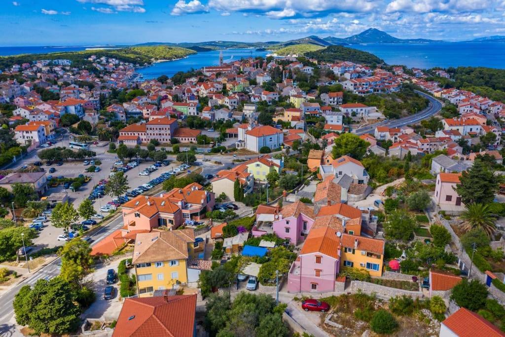 Bozena Apartment Mali Losinj Bagian luar foto